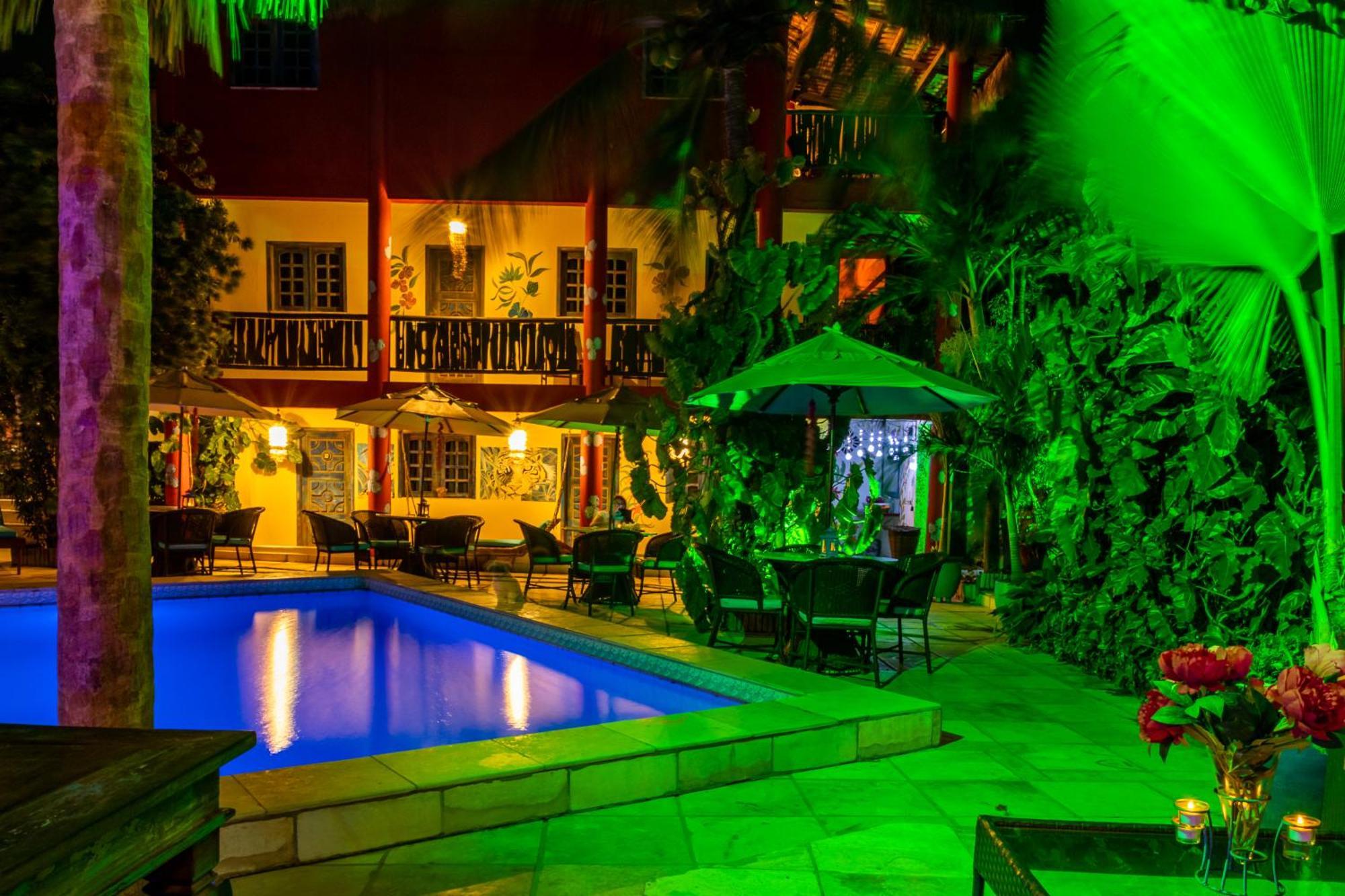 Hotel De Charme Castelinho Canoa Quebrada Esterno foto